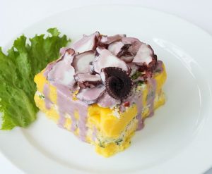 CAUSA DE PULPO AL OLIVO